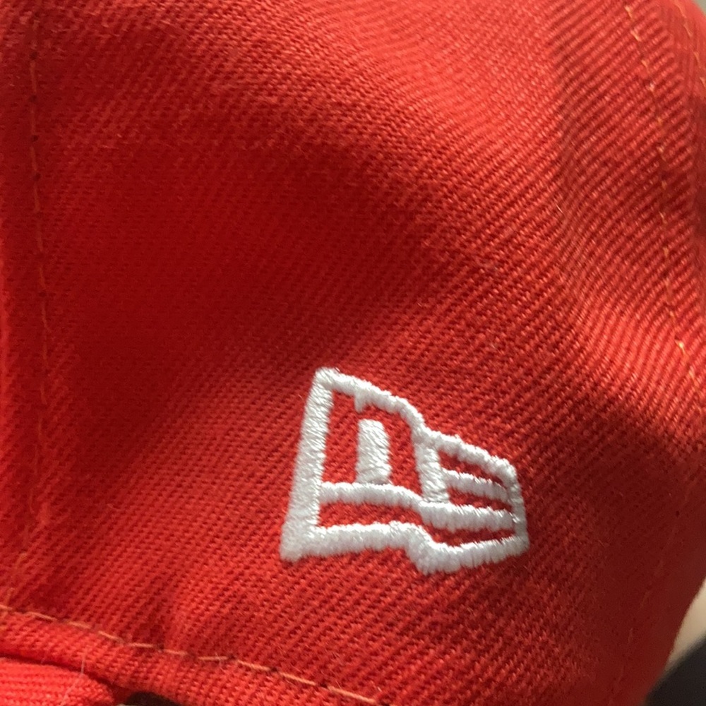 Man Snapback Hat - image 2